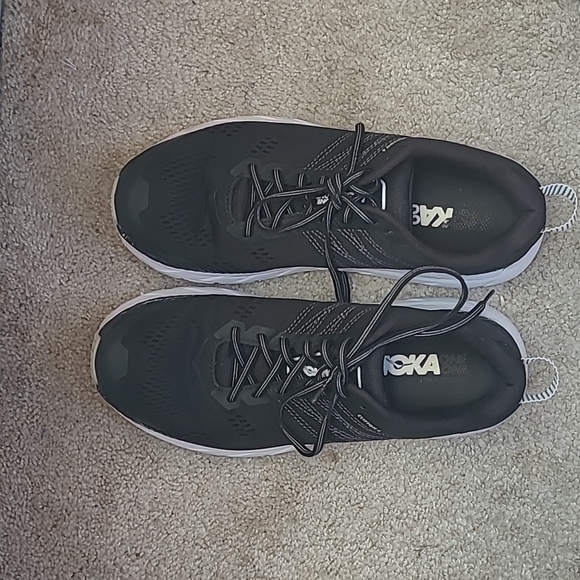Hoka One One Clifton 6 Black and White - Picture 2 of 9